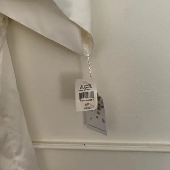 Bride Robe - Picture 3 of 5